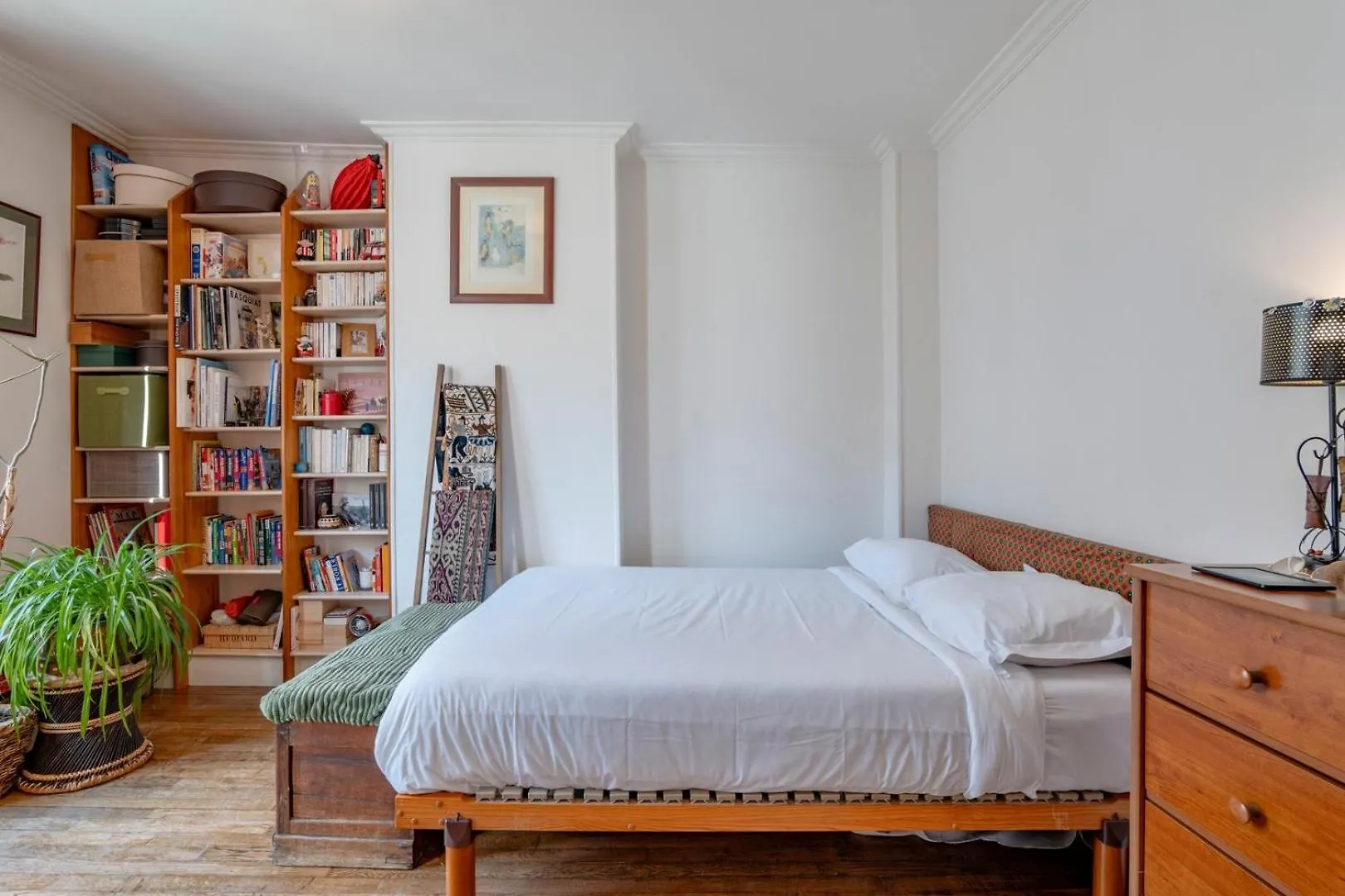 Apartment In The Heart Of Paris